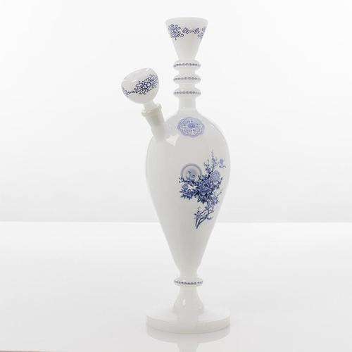 Wu Dynasty Bong - White with Blue Accent